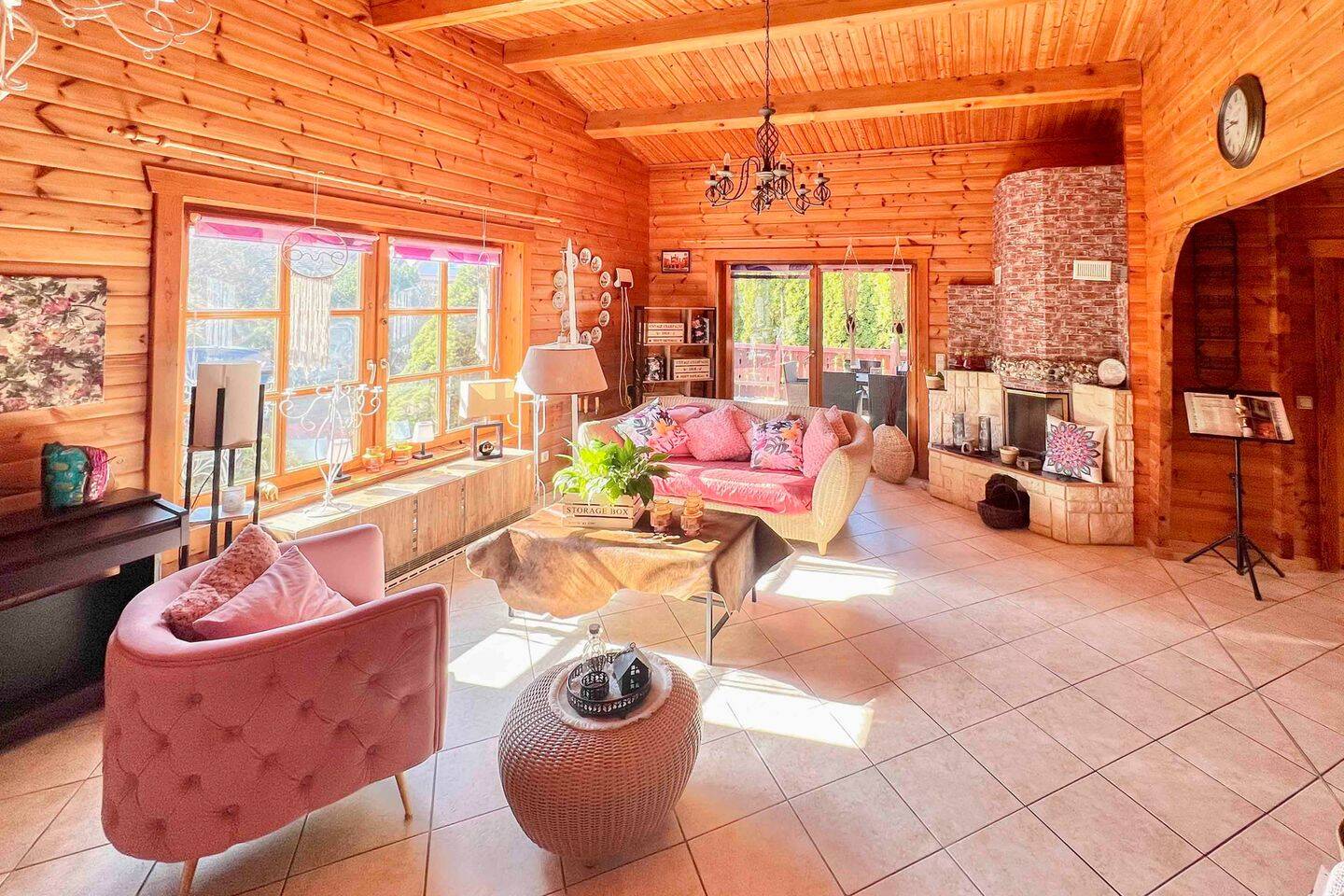 Immobilie in Holle - Charmantes Holzhaus trifft modernen Neubau - Ruhige Sackgassenlage in Holle - Erbpacht - Bild 2