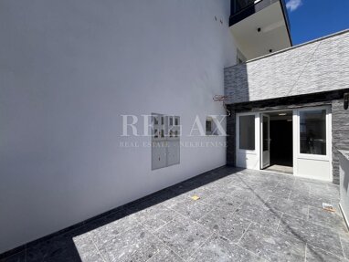 Wohnung zum Kauf 245.000 € 2 Zimmer 71 m² Crikvenica center