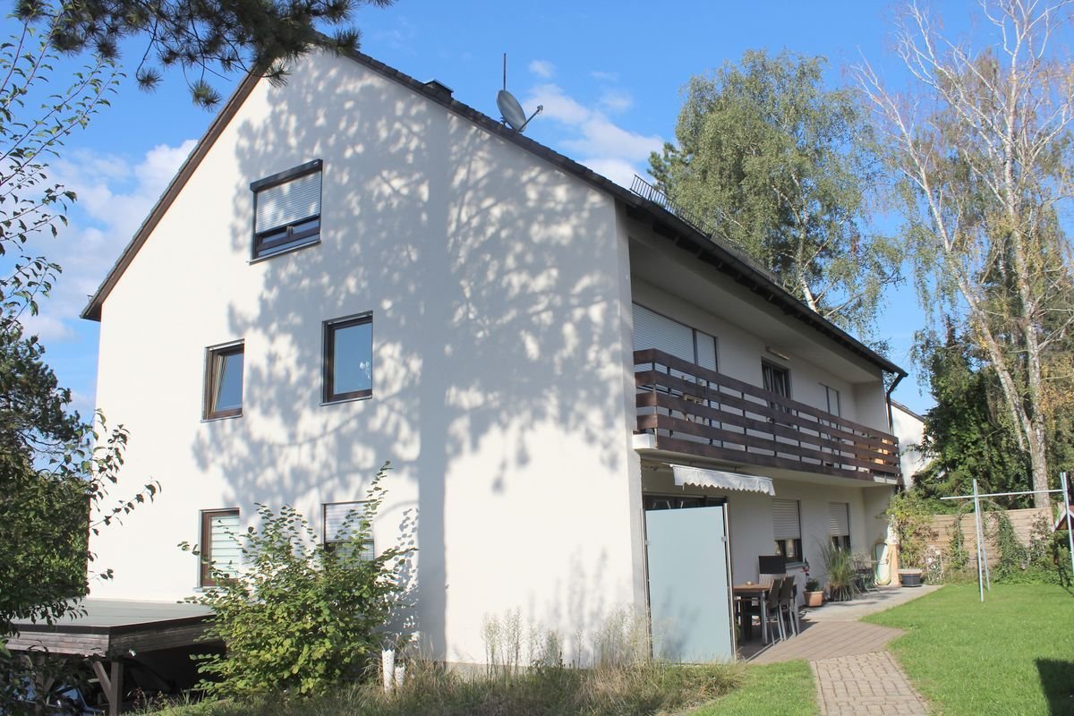 Wohnung zum Kauf 355.000 € 4 Zimmer 115 m²<br/>Wohnfläche EG<br/>Geschoss Neumarkt Neumarkt in der Oberpfalz 92318