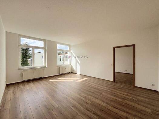 Wohnung zur Miete 355 € 2 Zimmer 62,3 m² 3. Geschoss Südstr. 8a Limbach-Oberfrohna 09212
