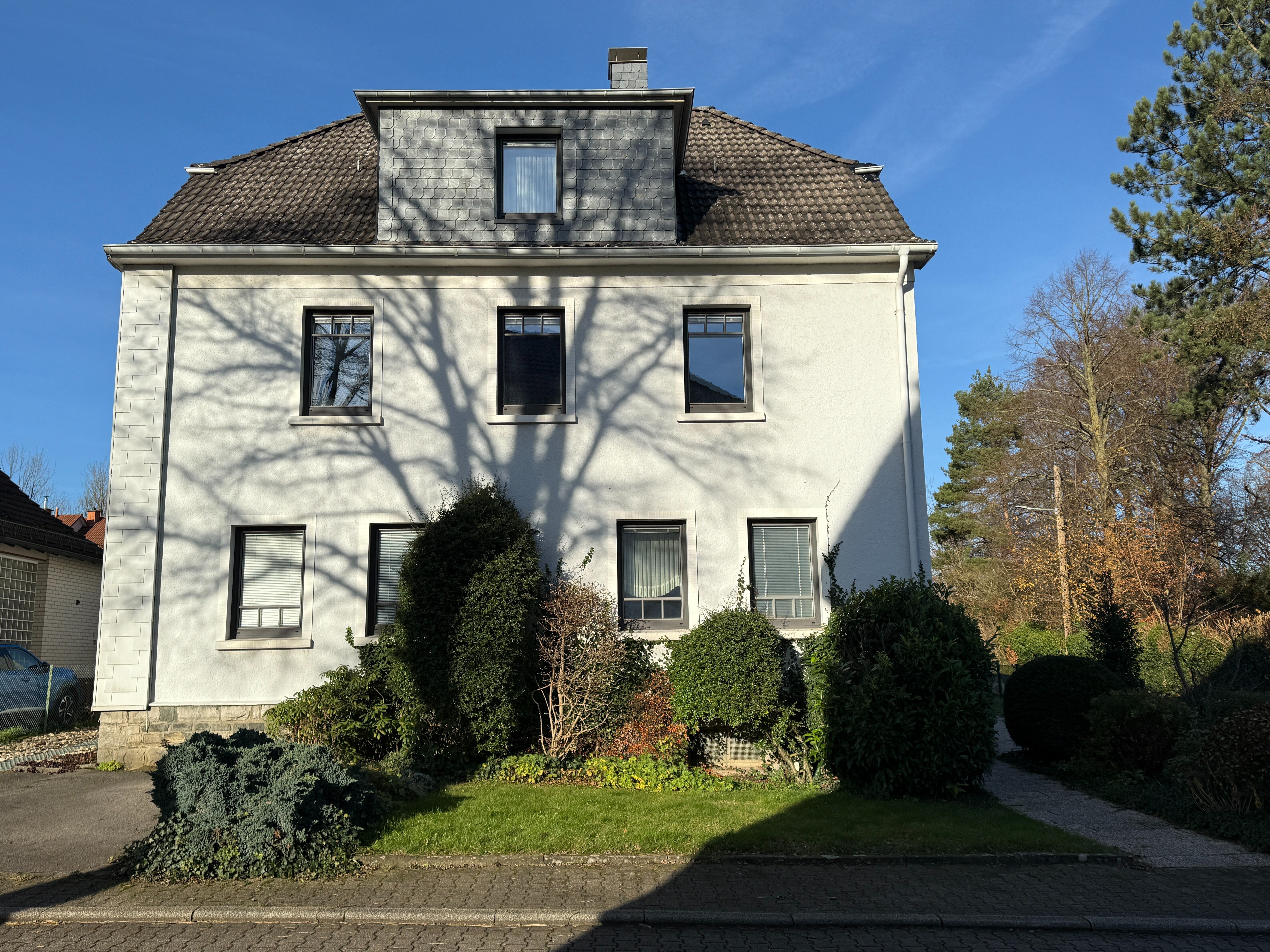 Mehrfamilienhaus zum Kauf 349.000 € 8 Zimmer 175 m²<br/>Wohnfläche 530 m²<br/>Grundstück Roden Iserlohn 58644