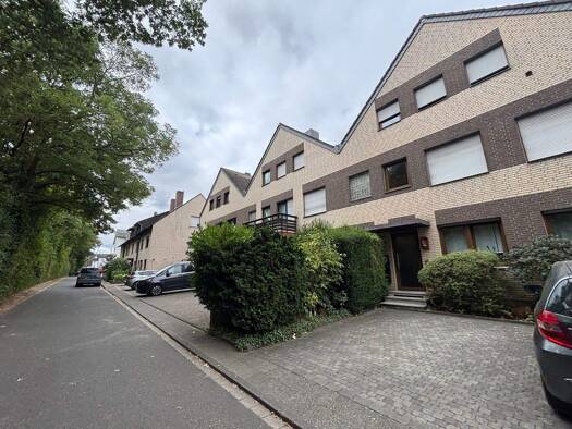 Mehrfamilienhaus zum Kauf 265.000 € 7 Zimmer 200 m² 253 m² Grundstück Kaarst-Ost Kaarst 41564