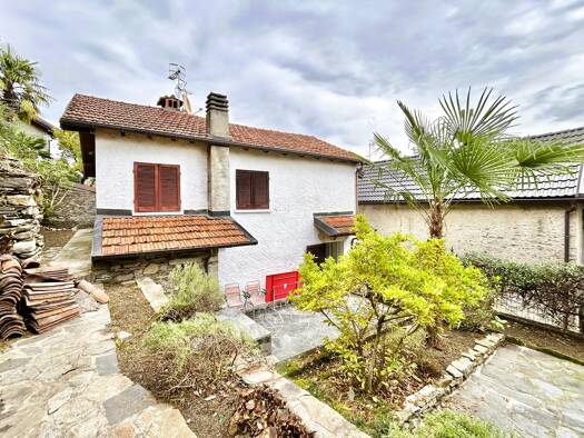 Einfamilienhaus zum Kauf 195.000 € 3 Zimmer 100 m² 300 m² Grundstück frei ab sofort Oggebbio