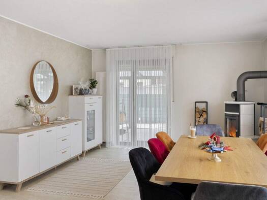 Stadthaus zum Kauf 265.000 € 5 Zimmer 162 m² 492 m² Grundstück Horn Horn-Bad Meinberg 32805