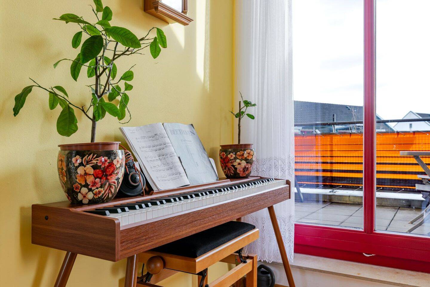 Immobilie in Nuthetal - Lichtdurchflutete DG-Wohnung mit großzügiger Südterrasse - Bild 3