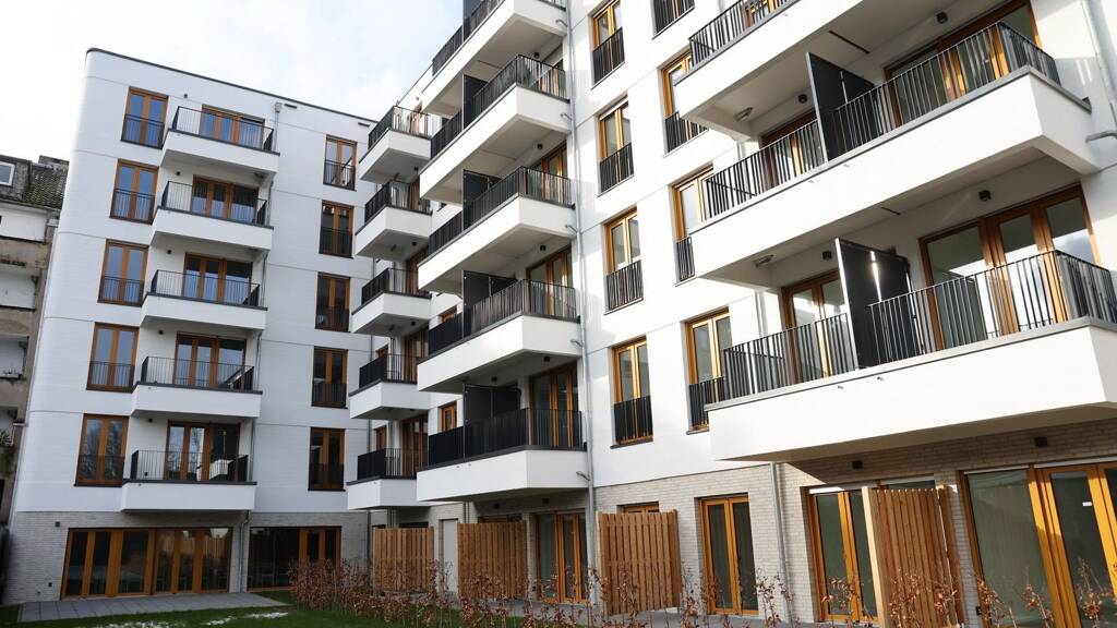 Wohnung zur Miete 976 € 2 Zimmer 55,8 m² EG frei ab sofort Koloniestr. 97-99 Neudorf-Süd Duisburg 47057
