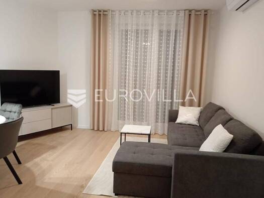Wohnung zur Miete 1.400 € 3 Zimmer 70 m² 3. Geschoss Pazdigrad Znjan - Stobrec