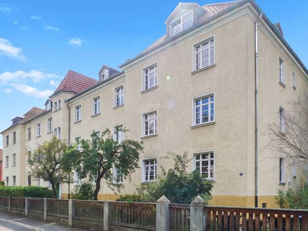 Wohnung zum Kauf 159.000 € 2,5 Zimmer 63,9 m² 1. Geschoss frei ab sofort Trachau Ortsamtsbereich Pieschen 01129