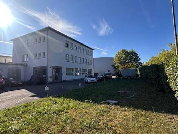 Bürofläche zur Miete provisionsfrei 9 € 196 m² Bürofläche Max-Lang-Straße 36 Leinfelden Leinfelden - E. 70771