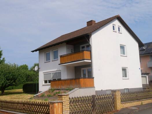 Einfamilienhaus zum Kauf 230.000 € 6 Zimmer 141 m² 1.023 m² Grundstück Wiesenfeld Meeder 96484