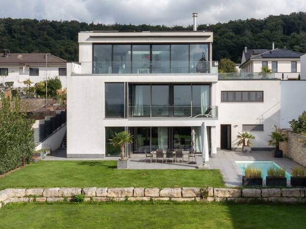 Einfamilienhaus zum Kauf 6 Zimmer 285 m² 1.050 m² Grundstück frei ab 01.08.2026 Nußloch 69226