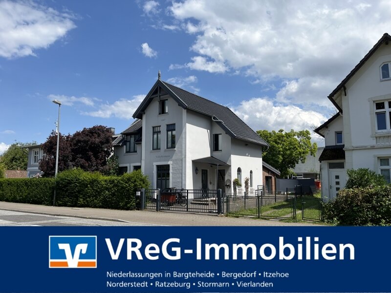 Mehrfamilienhaus zum Kauf 985.000 € 14 Zimmer 341,4 m²<br/>Wohnfläche 725 m²<br/>Grundstück Am Schloß Ahrensburg 22926