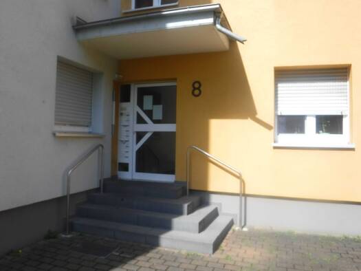 Wohnung zur Miete 600 € 3 Zimmer 67,5 m² 3. Geschoss frei ab 01.08.2026 Büdinger Straße 8 Hanau 63452