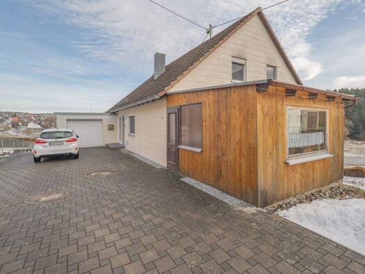 Einfamilienhaus zum Kauf 350.000 € 6 Zimmer 190 m² 730 m² Grundstück Flözlingen Zimmern ob Rottweil / Flözlingen 78658