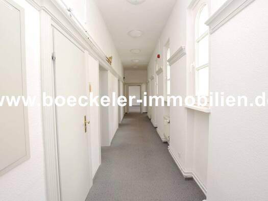 Büro zur Miete provisionsfrei 1.250 € 10 Zimmer 332,8 m² Bürofläche Halberstadt 38820
