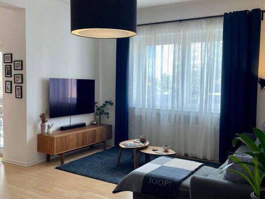 Wohnung zur Miete 1.250 € 3 Zimmer 92 m² 3. Geschoss frei ab sofort Rath Düsseldorf 40472