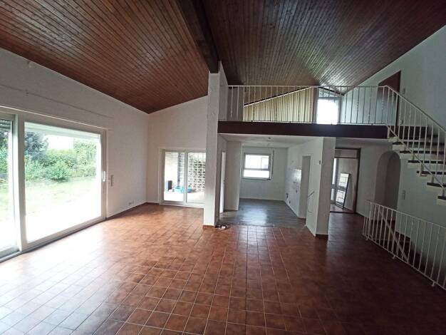 Doppelhaushälfte zum Kauf 380.000 € 6 Zimmer 215 m² 450 m² Grundstück Bestenheid Wertheim 97877