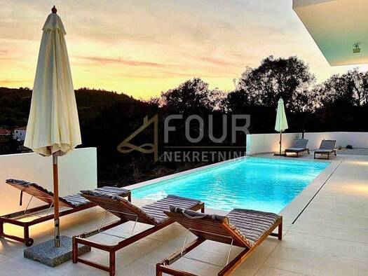 Haus zum Kauf 1.380.000 € 7 Zimmer 224 m² Zman, Sali Sali