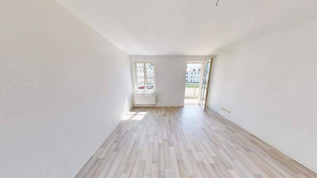 Wohnung zur Miete 499 € 3 Zimmer 77,3 m² 2. Geschoss frei ab 06.04.2026 Theaterstr. 13 Zentrum Chemnitz 09111
