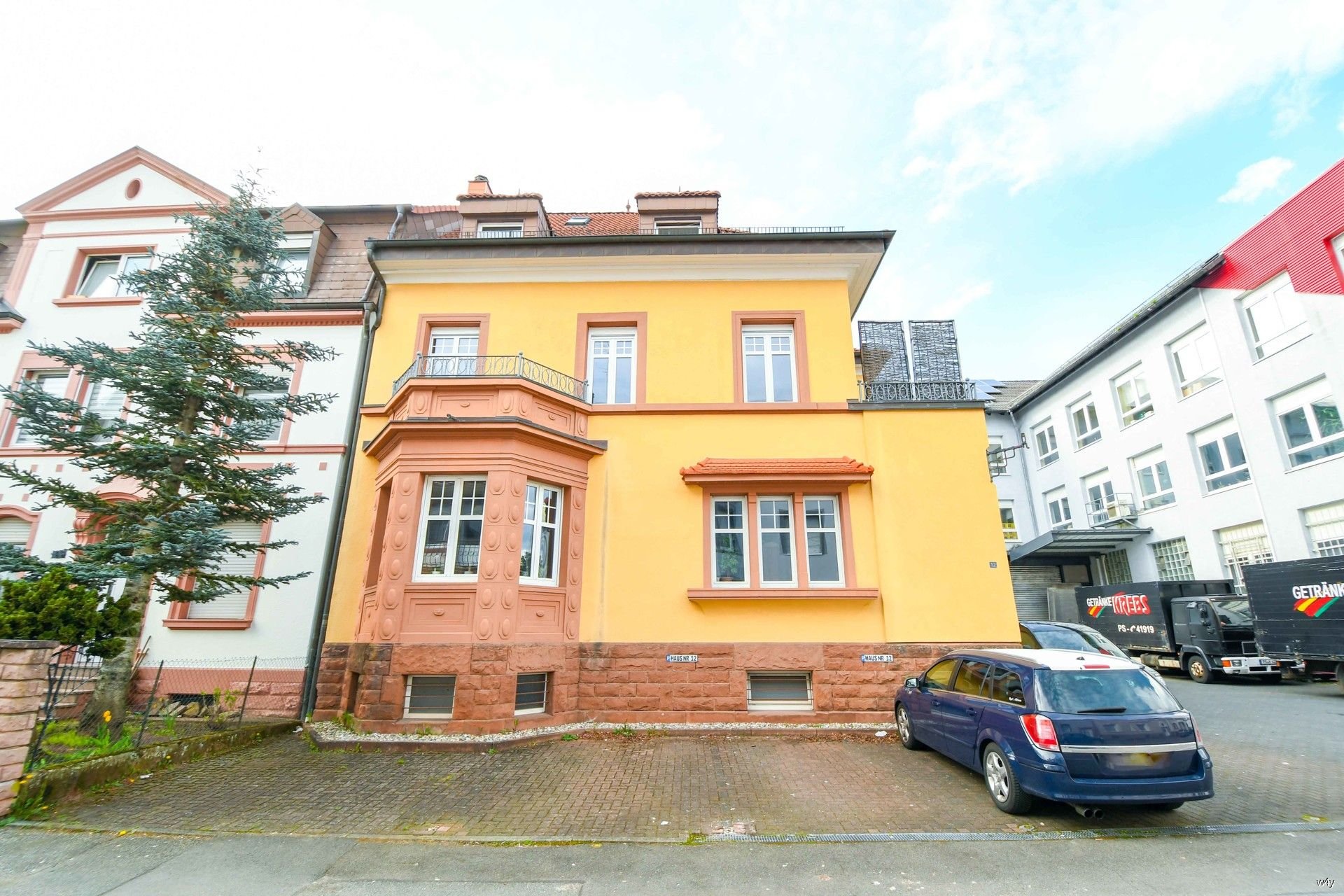 Mehrfamilienhaus zum Kauf 299.500 € 10 Zimmer 275,5 m²<br/>Wohnfläche 290 m²<br/>Grundstück Östliches Stadtgebiet - Windighöhe Pirmasens 66955