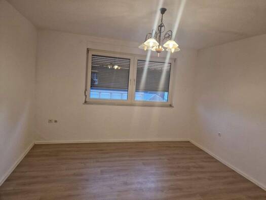 Wohnung zur Miete 285 € 1 Zimmer 40 m² 2. Geschoss Dankelsbachstraße 15 Innenstadt Pirmasens 66953