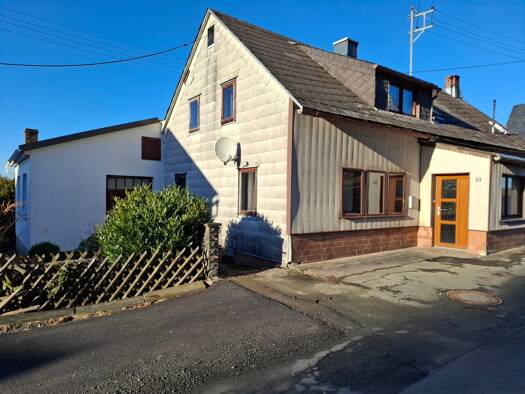 Haus zum Kauf provisionsfrei 55.000 € 6 Zimmer 100 m² 640 m² Grundstück Eppenreuth Grafengehaig 95356