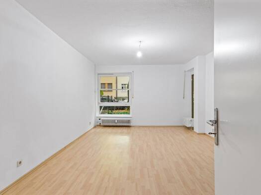 Wohnung zum Kauf 133.900 € 1 Zimmer 34 m² 4 Geschosse frei ab sofort Kurfürstenstraße 101 Mariendorf Berlin 12105