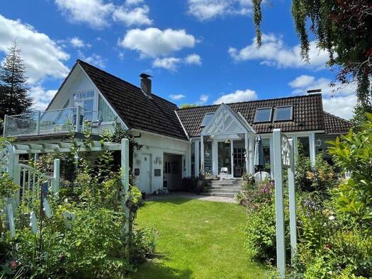 Einfamilienhaus zum Kauf 375.000 € 5 Zimmer 175 m² 824 m² Grundstück Neuberend 24879