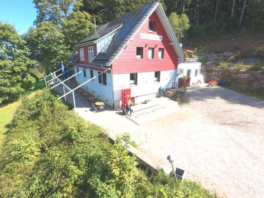 Haus zum Kauf 1.300.000 € 7 Zimmer 260 m² 33.480 m² Grundstück Schenkenzell 77773