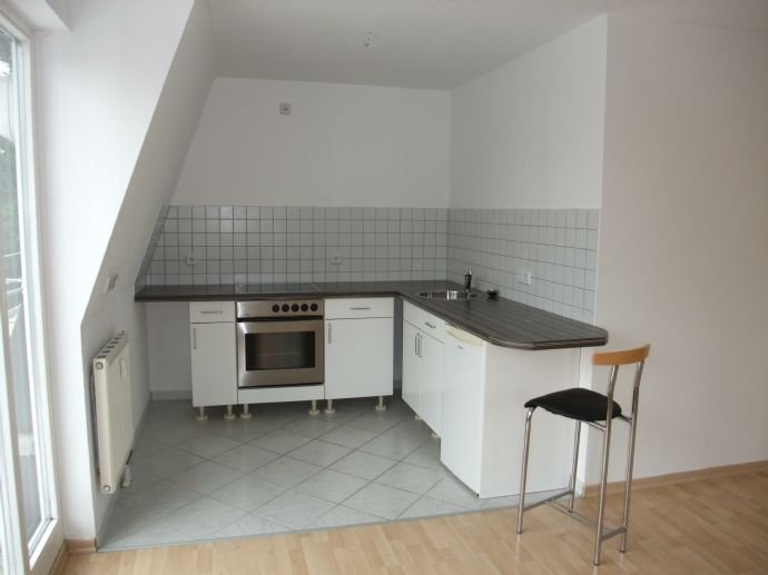 Studio zur Miete 230 € 1 Zimmer 38,4 m²<br/>Wohnfläche 3.<br/>Geschoss 01.03.2025<br/>Verfügbarkeit Alexanderstraße 11 Pölbitz 314 Zwickau 08058