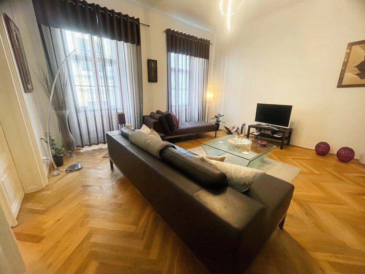 Apartment in Wien, Katastralgemeinde Innere Stadt, Innere Stadt - View 4