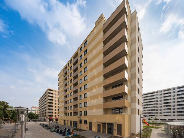 Wohnung zur Miete nur mit Wohnberechtigungsschein 594 € 3 Zimmer 70,7 m² 4. Geschoss frei ab sofort Dolgenseestr. 9 Friedrichsfelde Berlin 10319