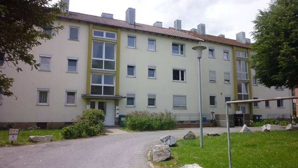 Wohnung zur Miete 580 € 3 Zimmer 70 m² 1. Geschoss frei ab sofort Neuendettelsau 91564