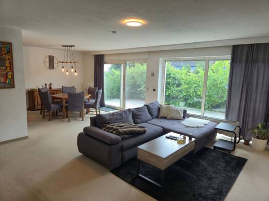 Einfamilienhaus zur Miete 1.890 € 4,5 Zimmer 130 m² 660 m² Grundstück frei ab 01.09.2026 Baiersdorf Baiersdorf 91083