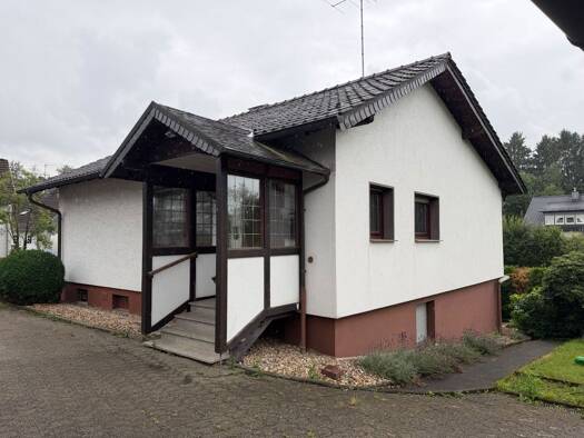 Einfamilienhaus zur Miete 1.000 € 4 Zimmer 130 m² 250 m² Grundstück frei ab 01.10.2026 Nagelsbüchel 43 Agathaberg Wipperfürth 51688