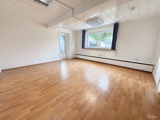 Wohnung zur Miete 395 € 2 Zimmer 48,5 m² Oeslau Rödental 96472