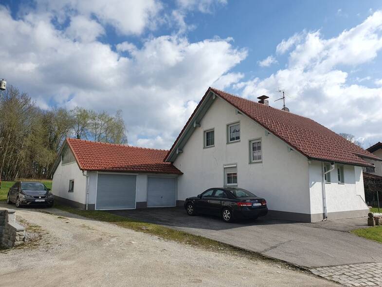 Einfamilienhaus zum Kauf 295.000 € 5 Zimmer 120 m² 995 m² Grundstück Medernberg Bernried 94505