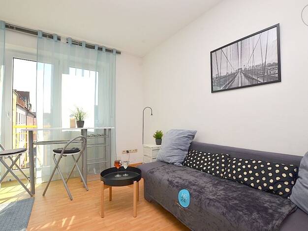 Studio zur Miete auf Zeit 615 € 1 Zimmer 28 m² frei ab 01.06.2026 Altstadt Würzburg 97082