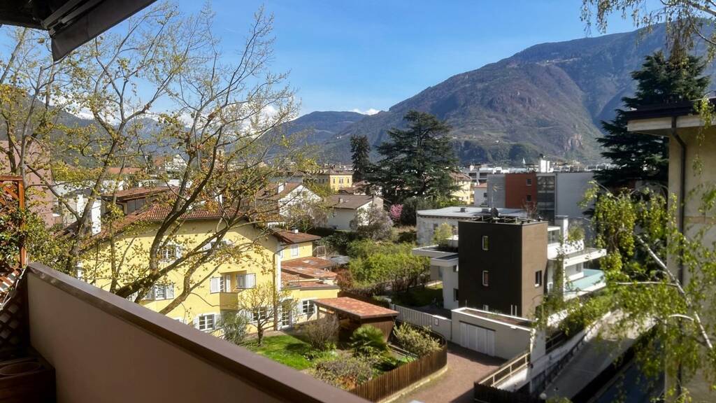 Wohnung zur Miete 1.700 € 3 Zimmer 81,8 m² 4. Geschoss Vittorio-Veneto-Straße 54 Bozen 39100