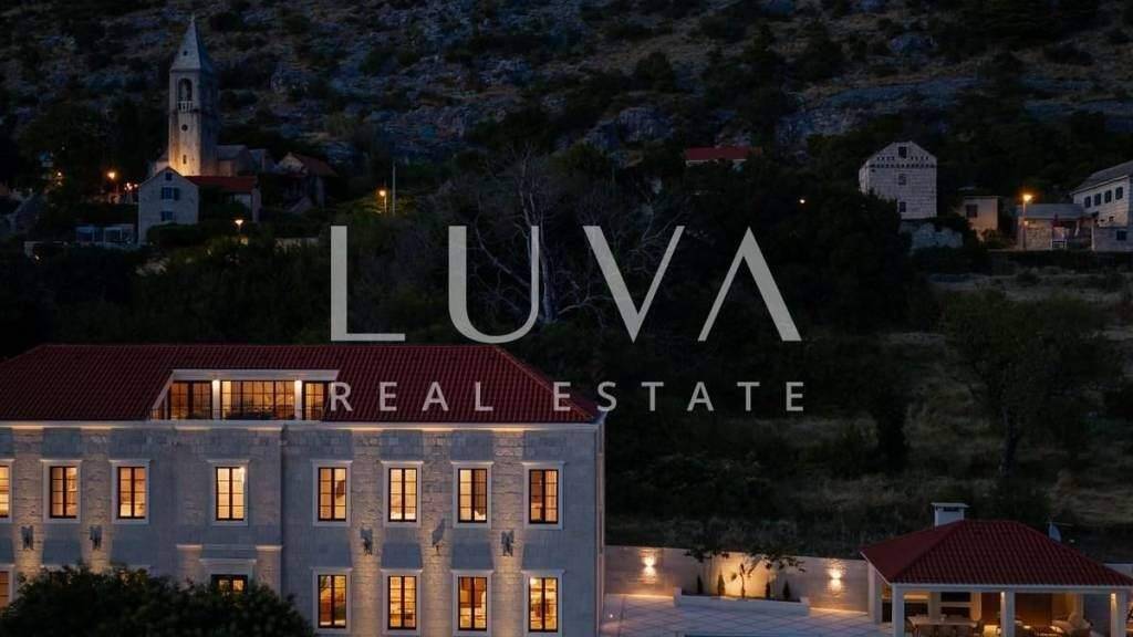 Haus zur Miete 14.000 € 6 Zimmer 500 m² Podstrana Podstrana