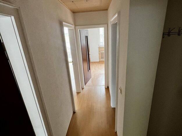 Wohnung zur Miete 570 € 3 Zimmer 63 m² 1. Geschoss Burbacher Markt 14 Burbach Saarbrücken 66115