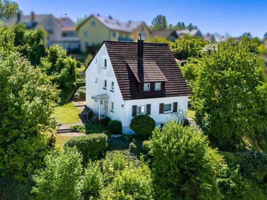 Einfamilienhaus zum Kauf 549.000 € 9 Zimmer 243 m² 1.109 m² Grundstück Neckargartach Heilbronn 74078