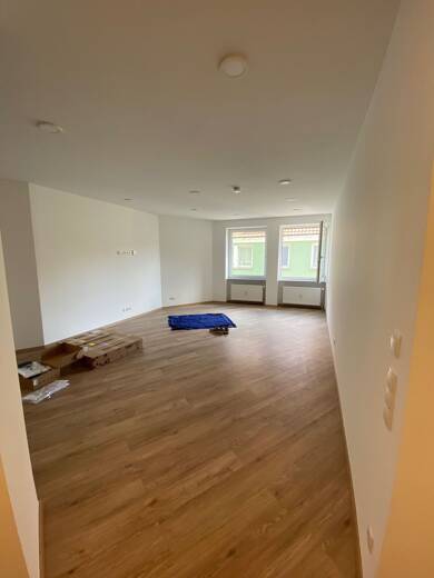 Wohnung zur Miete 560 € 1 Zimmer 55 m² Dachgeschoss, 1. Geschoss frei ab sofort Schweinfurt 97421