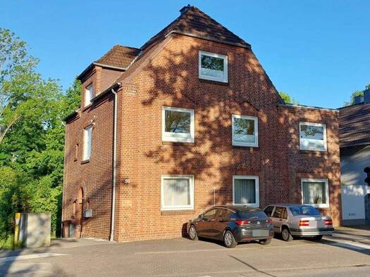 Mehrfamilienhaus zum Kauf als Kapitalanlage geeignet 375.000 € 230,5 m² 570 m² Grundstück Itzehoe 25524