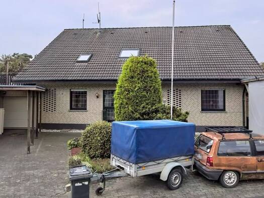 Mehrfamilienhaus zum Kauf 180.000 € 6 Zimmer 246 m² 589 m² Grundstück Verlar Salzkotten 33154