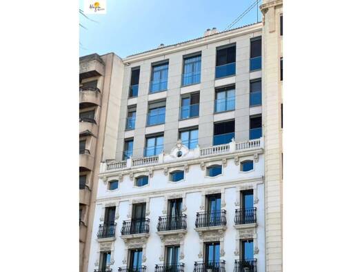 Haus zum Kauf 820.000 € 4 Zimmer 162 m² Valencia 46002