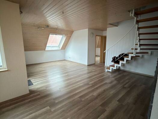 Maisonette zur Miete 1.250 € 4,5 Zimmer 87 m² Geschoss 2/3 frei ab sofort Mitte Sindelfingen 71063