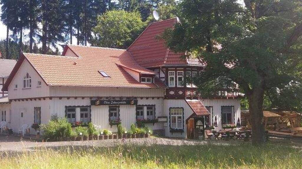 Haus zum Kauf 850.000 € 20 Zimmer 716 m² 12.724 m² Grundstück Oberhof 98559