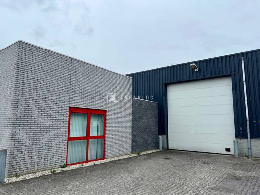 Lagerhalle zur Miete 1.520 m² Lagerfläche teilbar ab 550 m² Eil Köln 51149