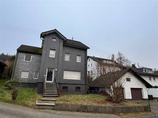 Mehrfamilienhaus zum Kauf 159.000 € 5 Zimmer 172 m² 1.039 m² Grundstück Welschen Ennest Kirchhundem 57399